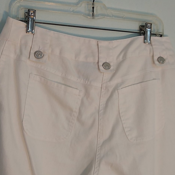 Ruby Rd. Retro Capris - Picture 5 of 6